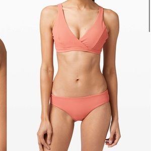NWT Lululemon Clear Waters Bikini Set . Size 8
